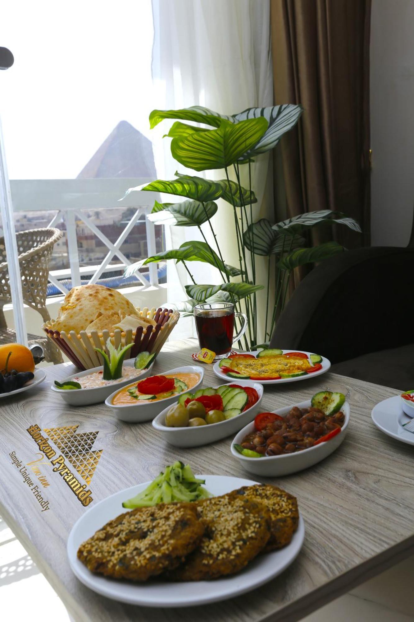 Horizon Pyramids View Inn Kafret el-Gabal Buitenkant foto